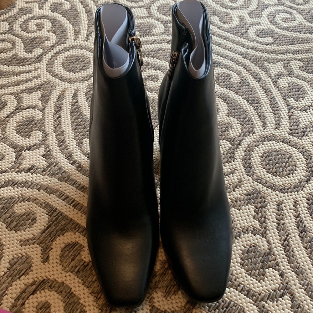 Nine West Yuhav Black boots. Size 7 1/2